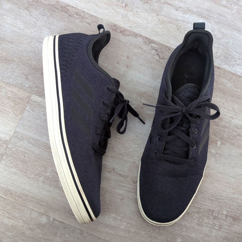 🌿MEN'S ADIDAS SNEAKERS🌿